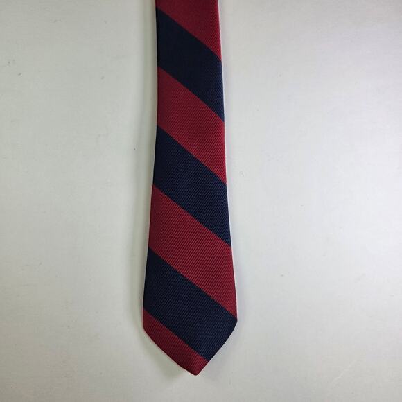 Vintage Dayton's For Men Repp Tie Polo Club Equestrian Navy Red Stripes 4" Wide - Picture 4 of 8